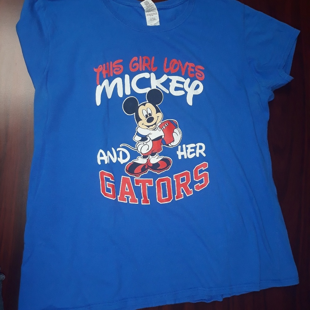 This girl ❤s Mickey & Gators 2xl tshirt